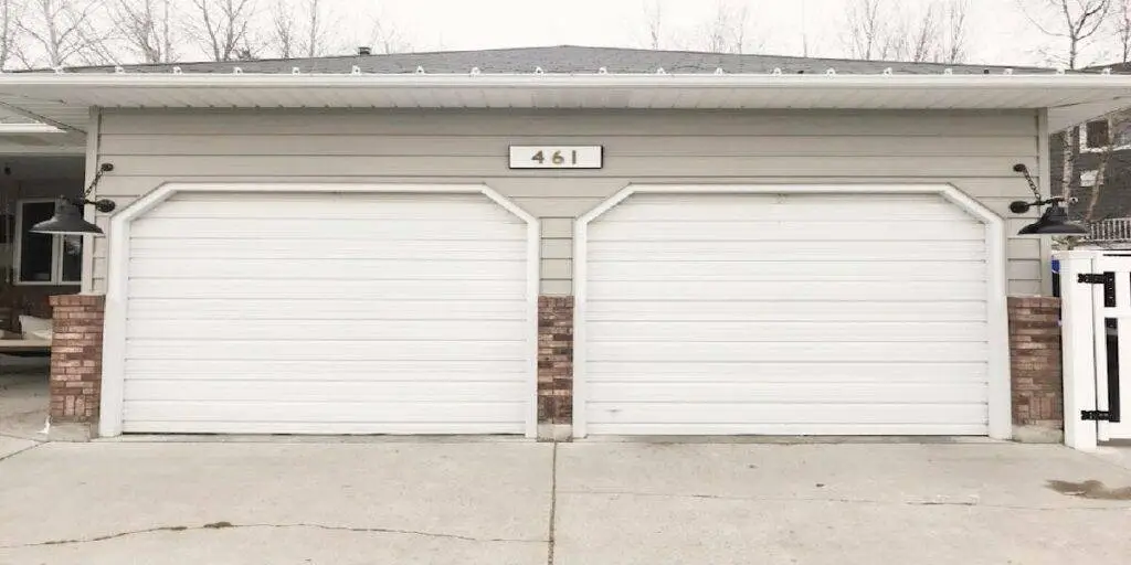 replace-garage-door-bottom-bracket